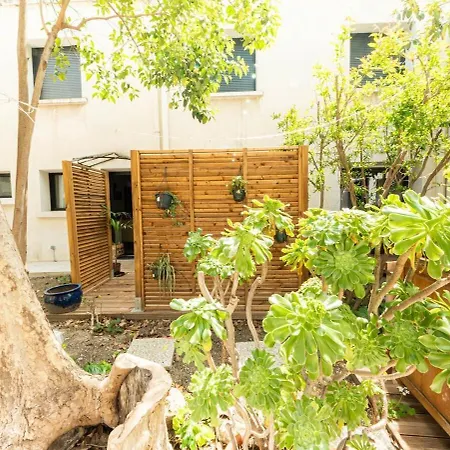 Apartman Le Papillon 01 *